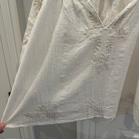 House Of Harlow 1960 Ivory Embroidered Floral Blouse Size: L - Picture 3 of 9